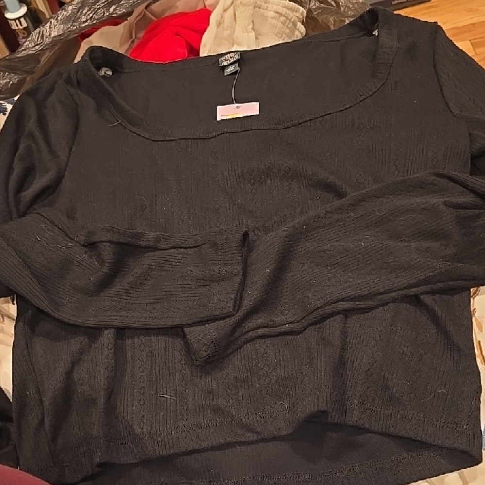 ❤️5/$25 New Black Long Sleeve Top Cropped